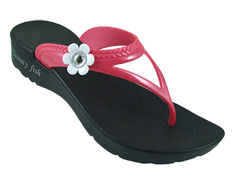 Little flower flip flops